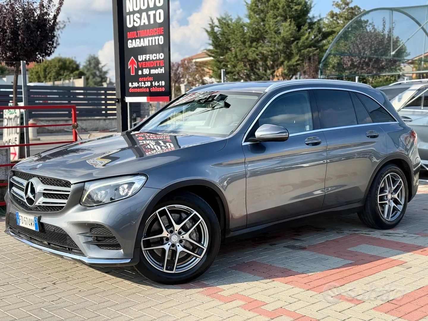 Mercedes-Benz Glc 2016 photo 2