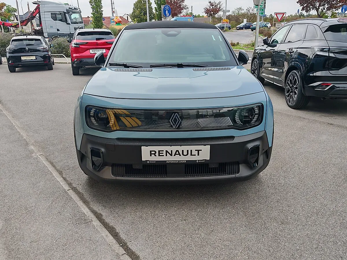 Renault R4 photo 2