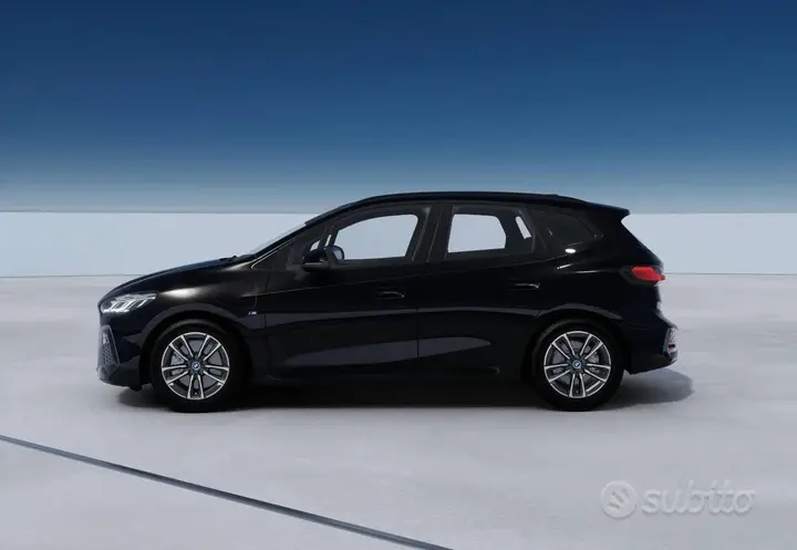 BMW 2 Series 2025 photo 4