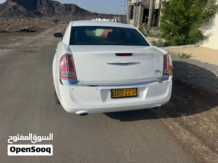Chrysler 300 2013 photo 2