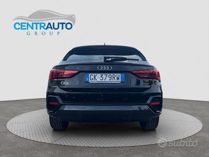 Audi Q3 2022 photo 5