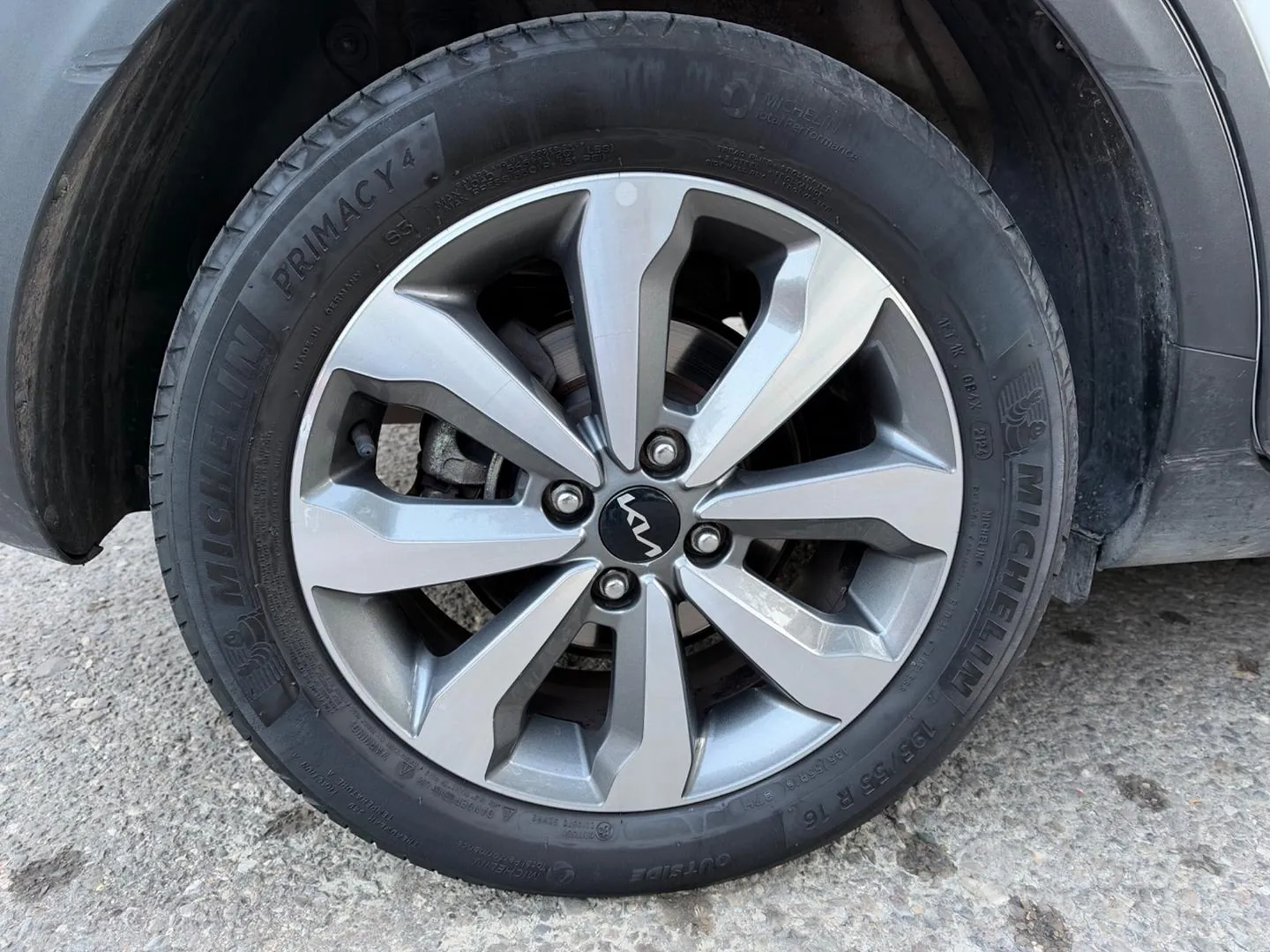 Kia Stonic 2025 photo 5