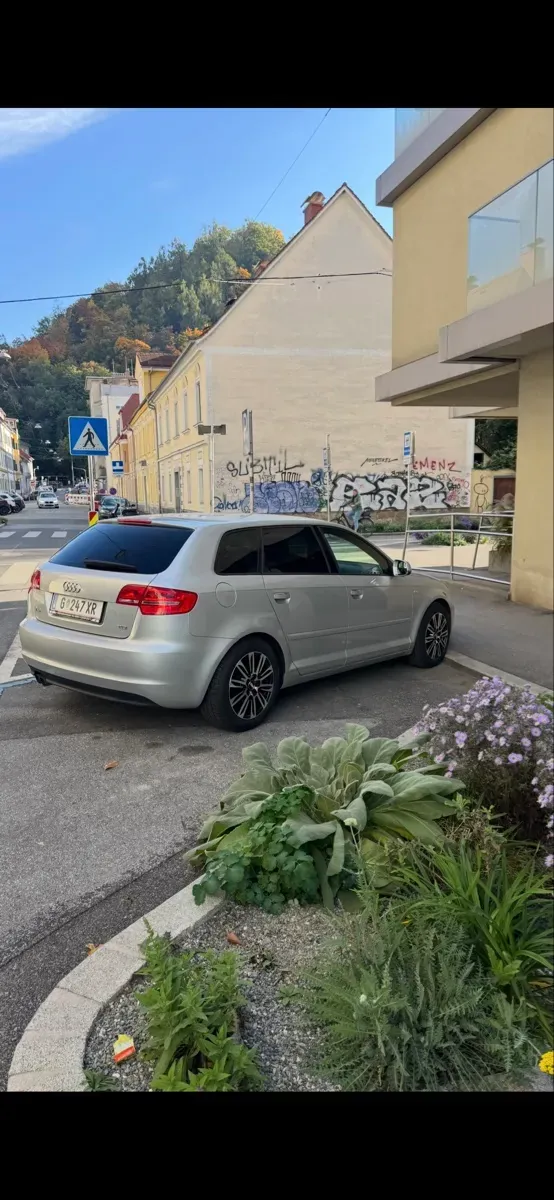 Audi A3 2011 photo 3