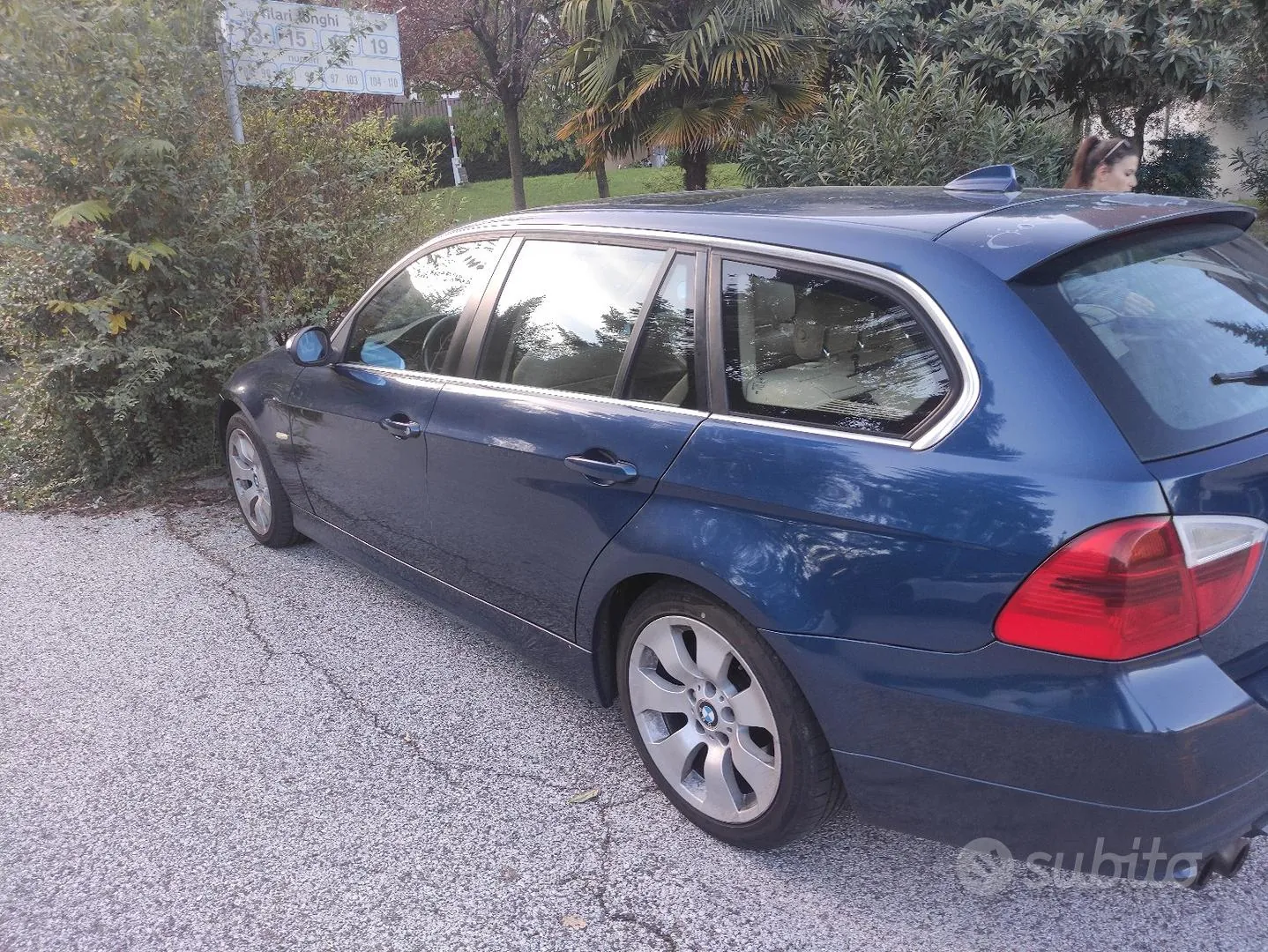 BMW 330 2005 photo 4