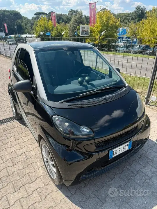 Smart Fortwo 2011 photo 5