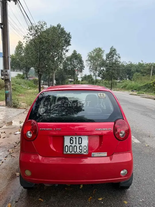 Chevrolet Spark 2011 photo 4