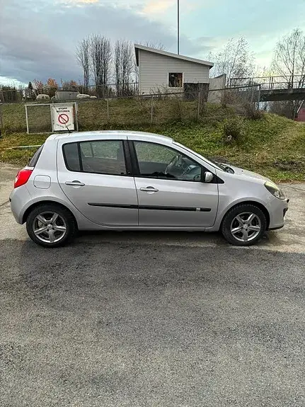 Renault Clio Iii 2006 photo 4