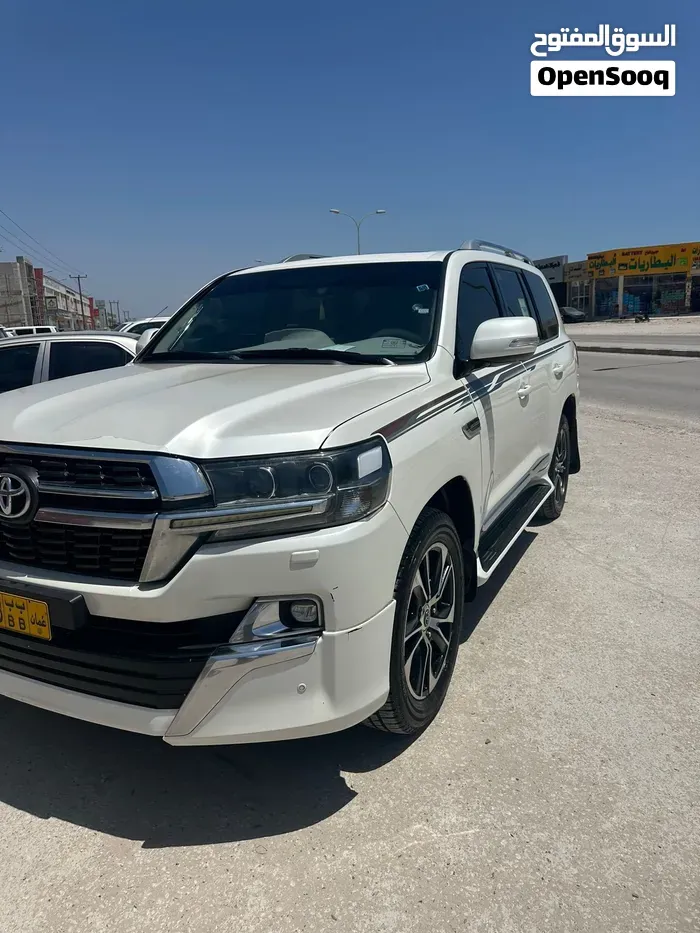 Toyota Land Cruiser 2021 photo 2