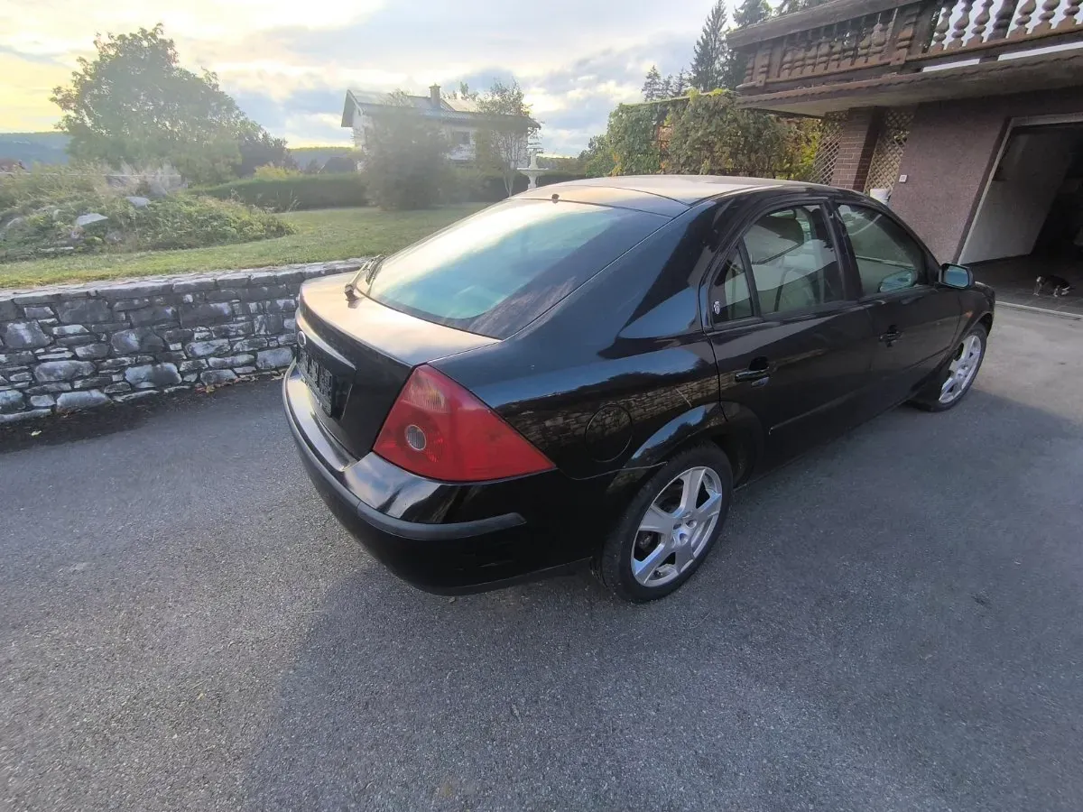 Ford Mondeo 2001 photo 3