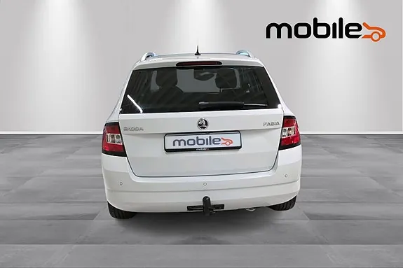 Skoda Fabia 2018 photo 4
