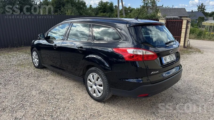 Ford Focus 2012 photo 3