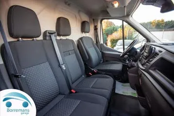 Ford Transit 2022 photo 2