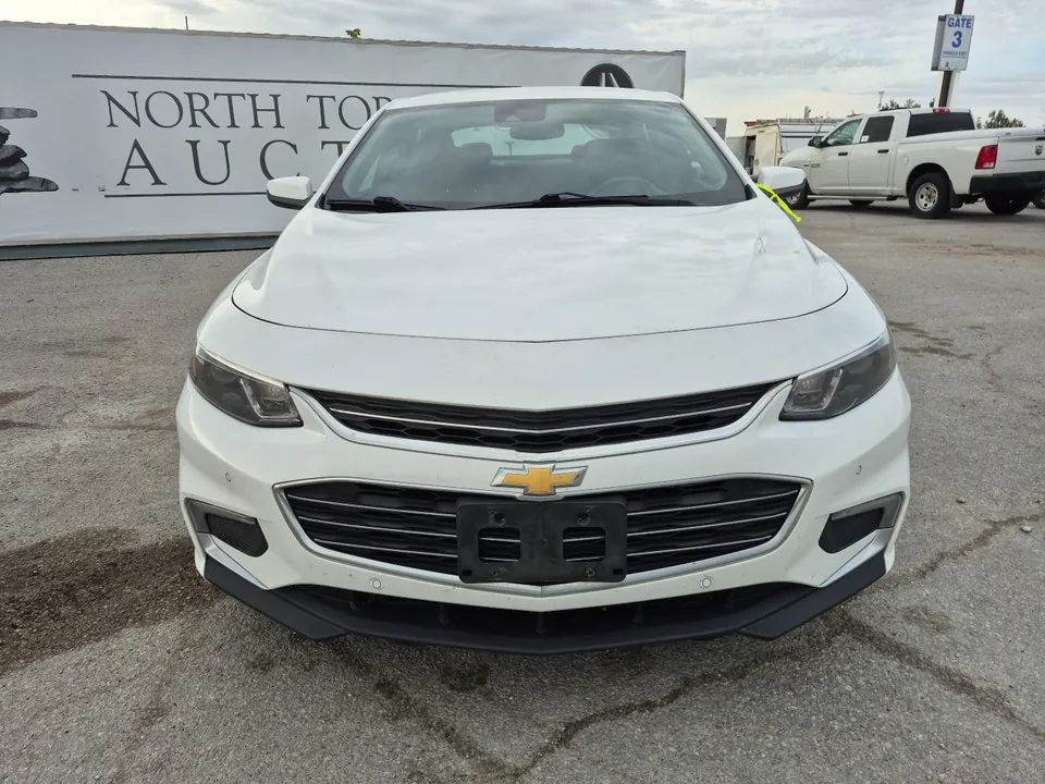 Chevrolet Malibu 2018 photo 2