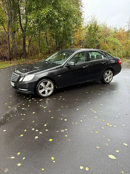 Mercedes-Benz E200
