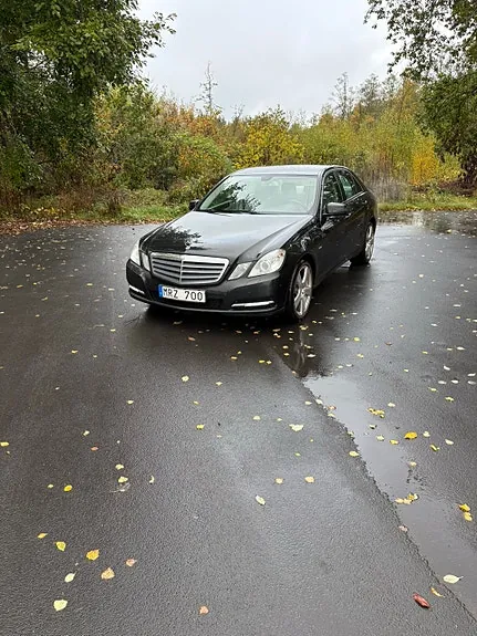 Mercedes-Benz E200 2012 photo 3
