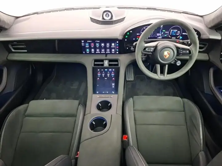 Porsche Taycan 2023 photo 4
