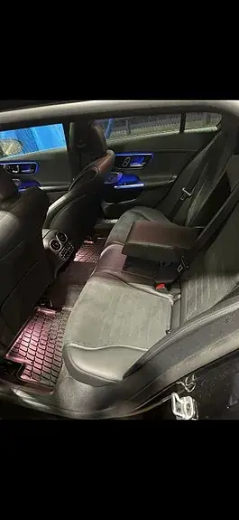 Mercedes-Benz C 300 2025 photo 4