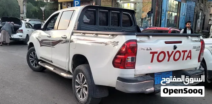 Toyota 4Runner 2018 photo 3