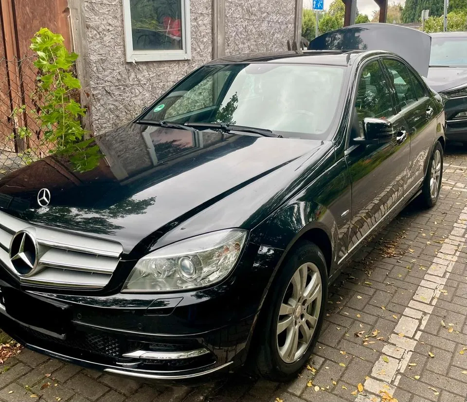 Mercedes-Benz C180 Cgi