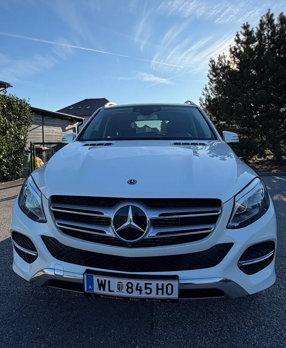Mercedes-Benz Gle 2017 photo 2