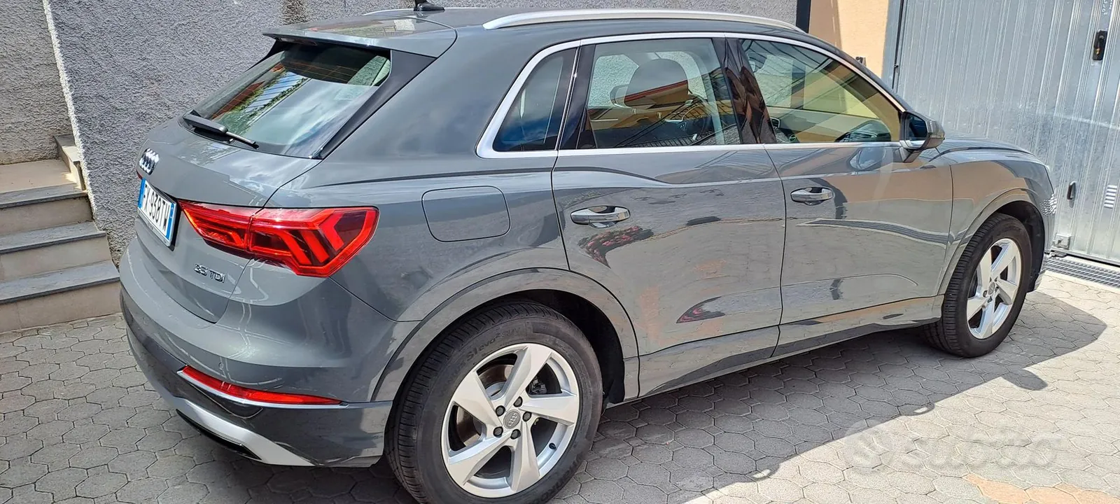 Audi Q3 2019 photo 2