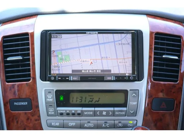 Toyota Alphard 2004 photo 5