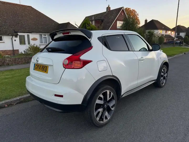 Nissan Juke 2014 photo 3