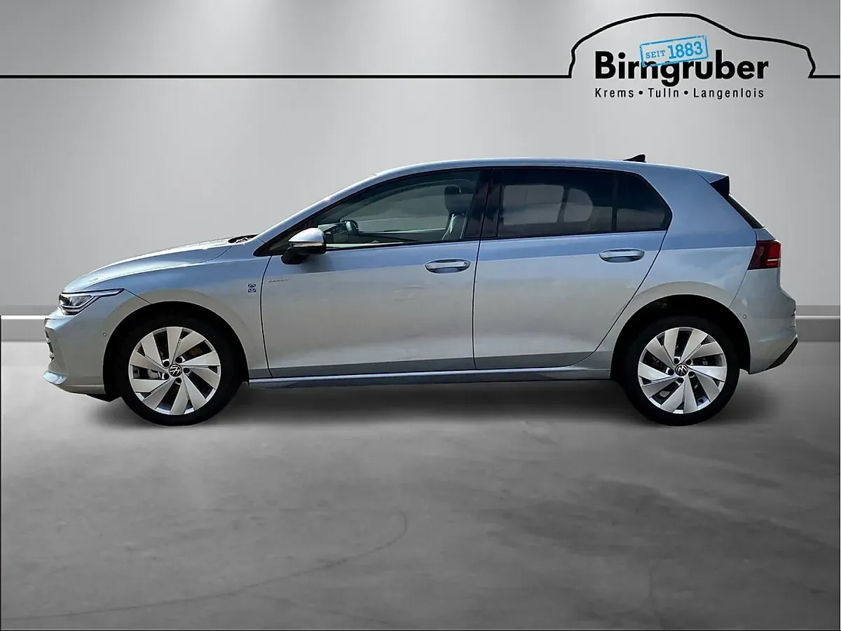 Volkswagen Golf 2026 photo 3