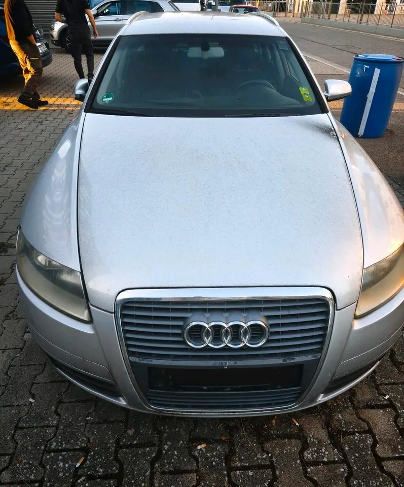 Audi A6 Avant