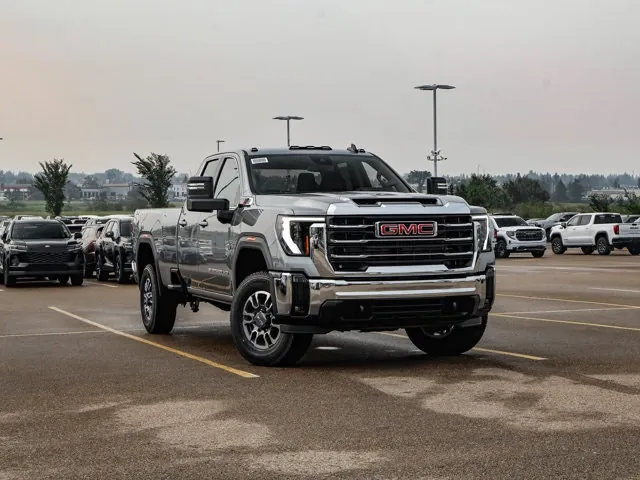 GMC Sierra 3500Hd 2026 photo 2