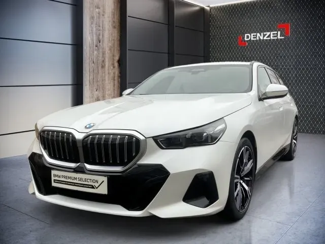BMW 5 Series 2025 photo 2