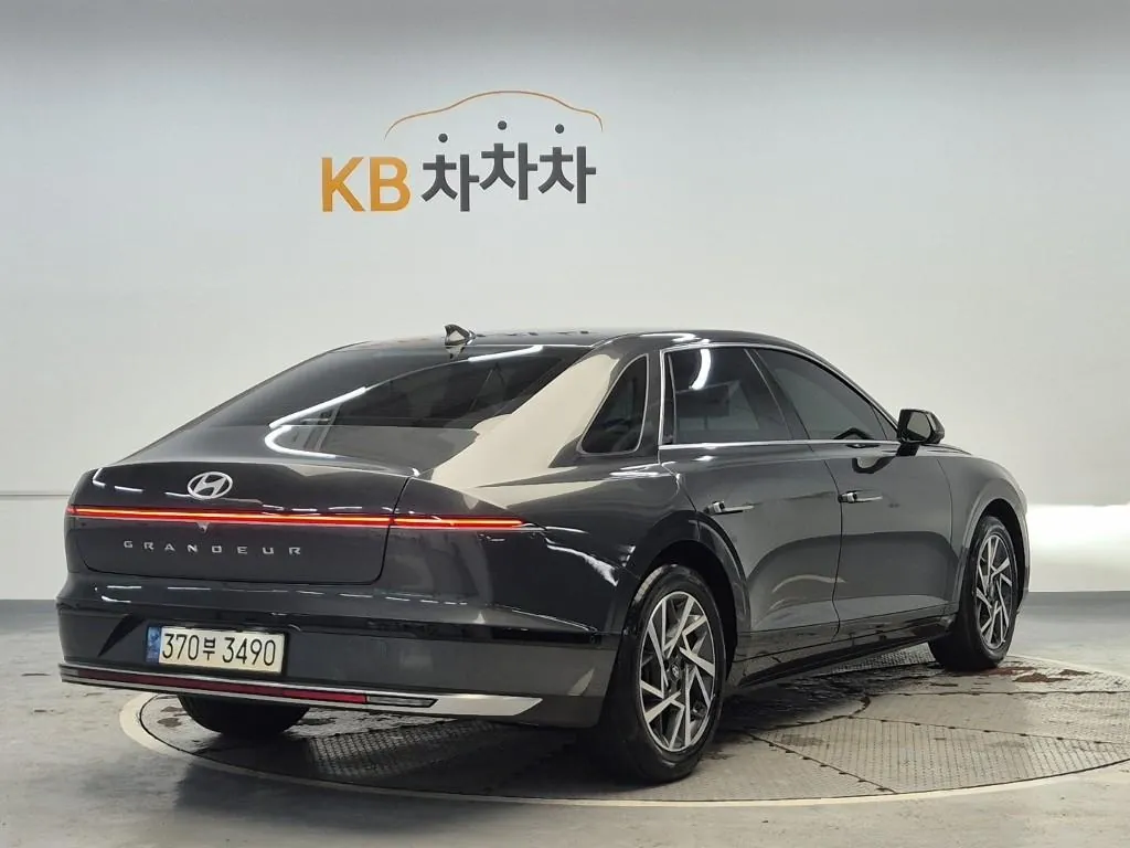 Hyundai Grandeur 2023 photo 3
