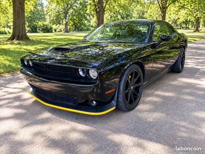 Dodge Challenger
