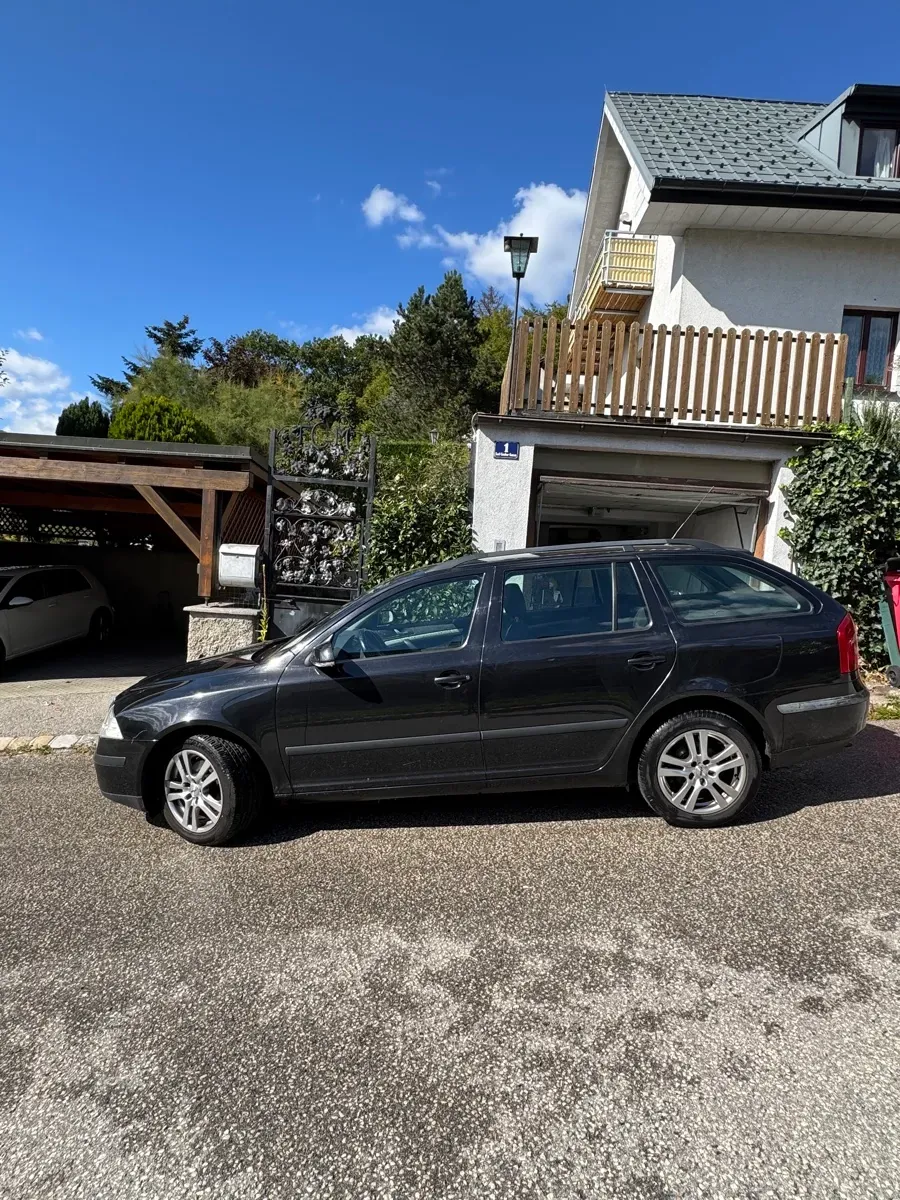 Skoda Octavia 2007 photo 3
