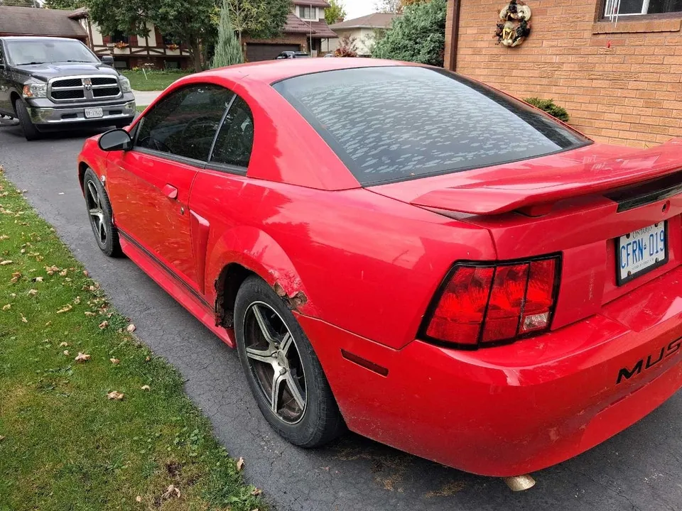 Ford Mustang 2004 photo 4