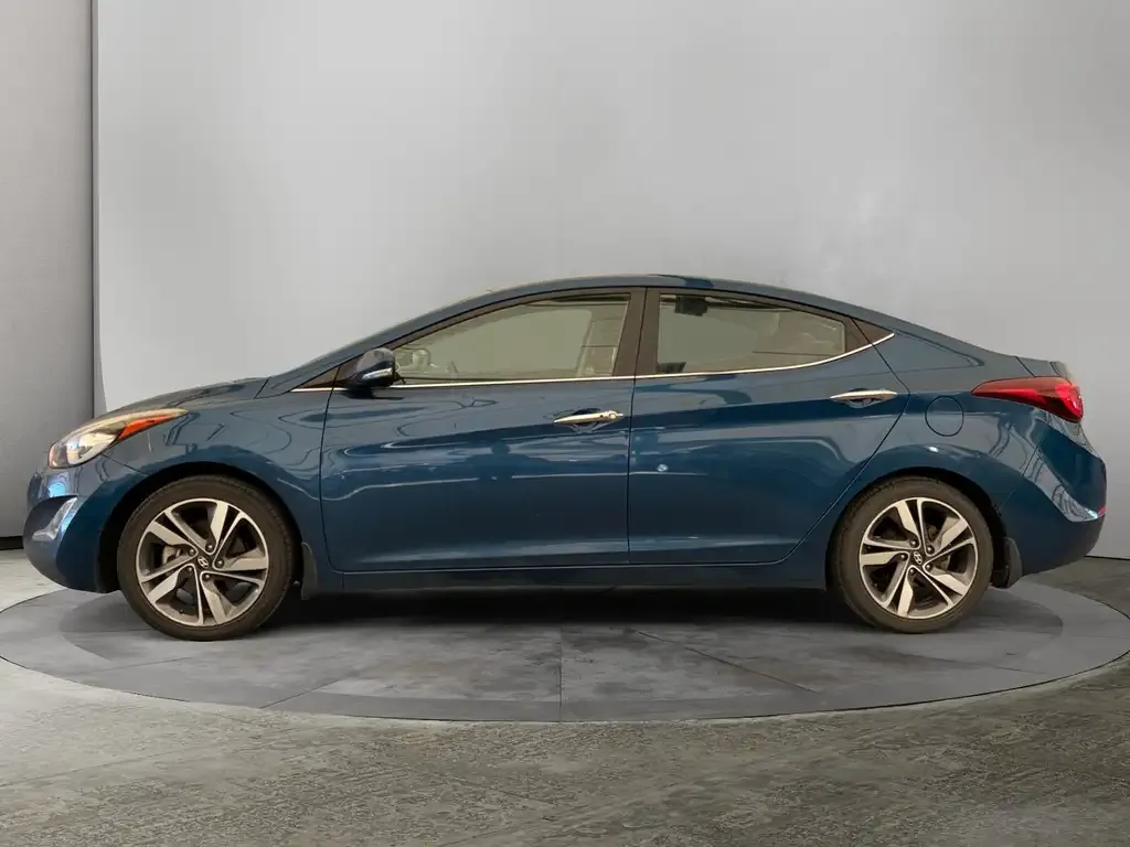 Hyundai Elantra 2014 photo 2