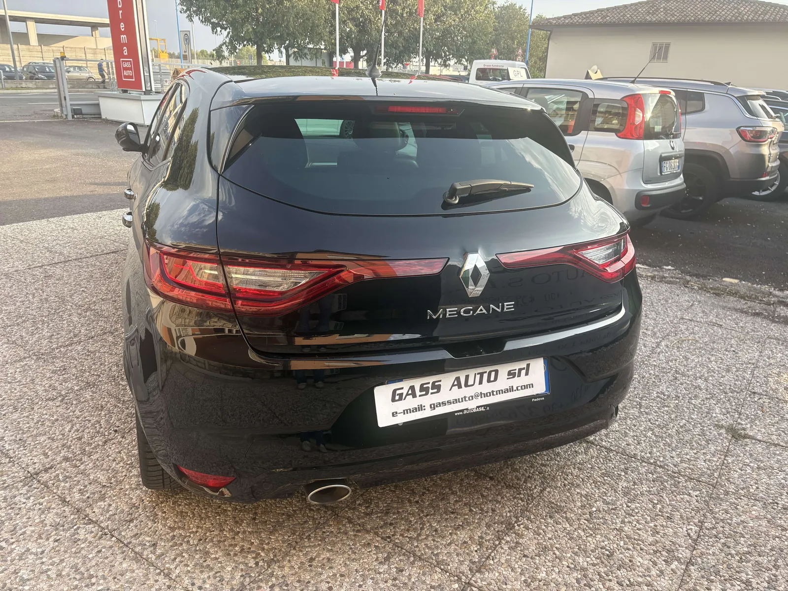 Renault Megane 2016 photo 4