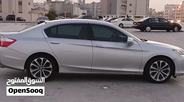Honda Accord 2014 photo 2