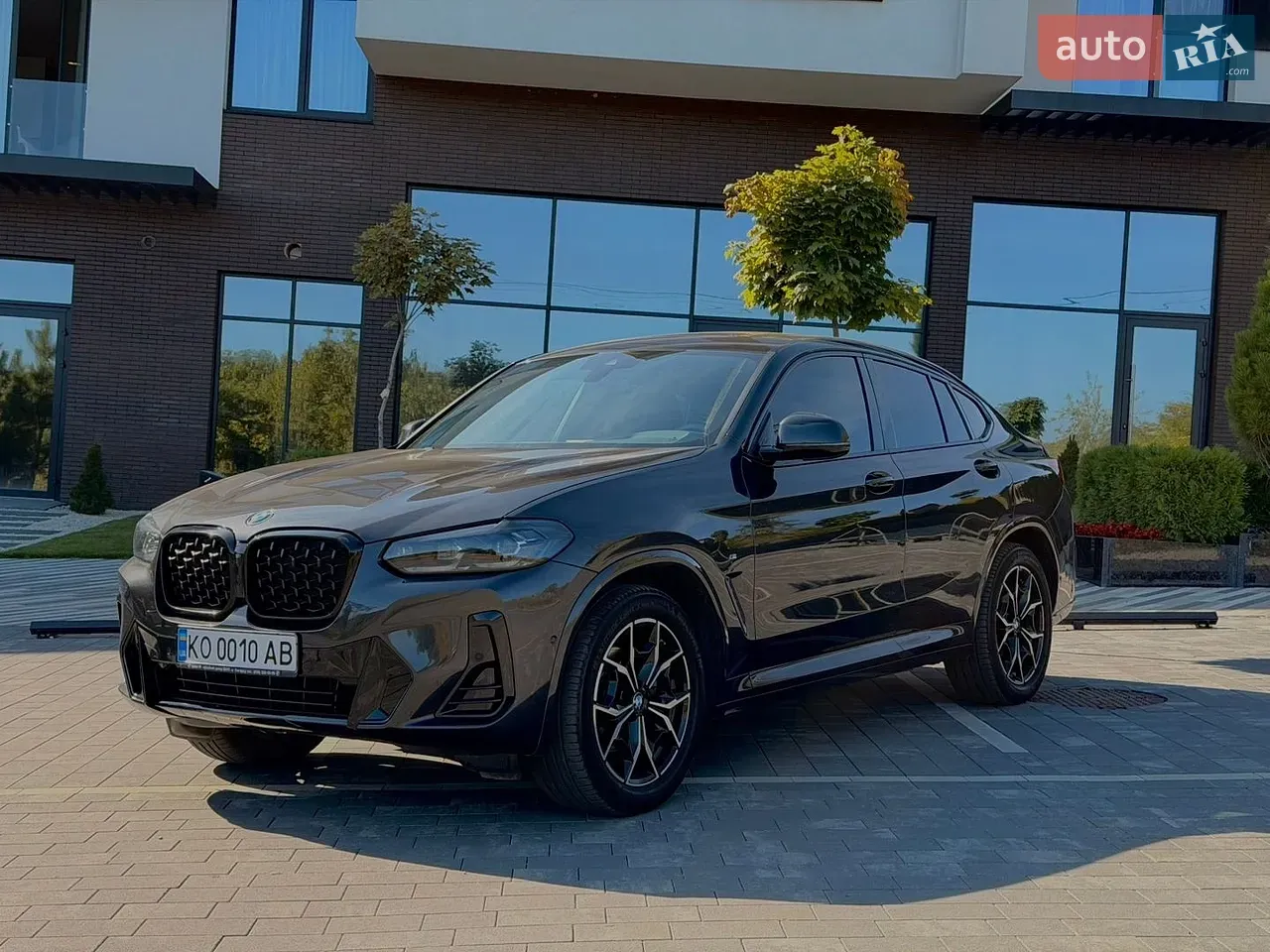 BMW X4 2022 photo 2