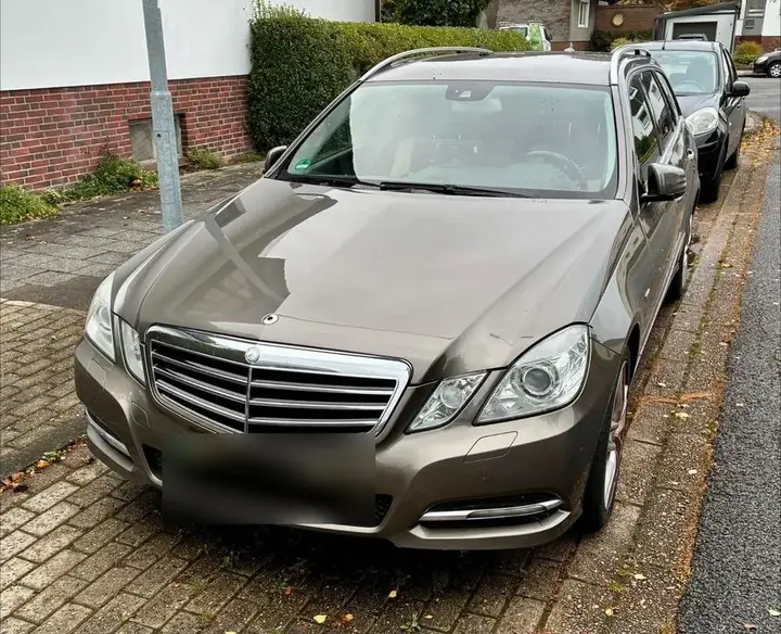 Mercedes-Benz E 220 Cdi