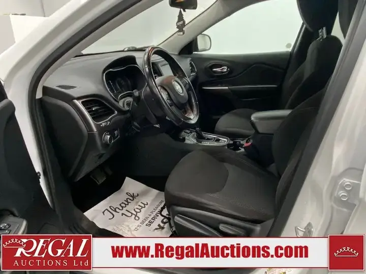 Jeep Cherokee 2019 photo 5