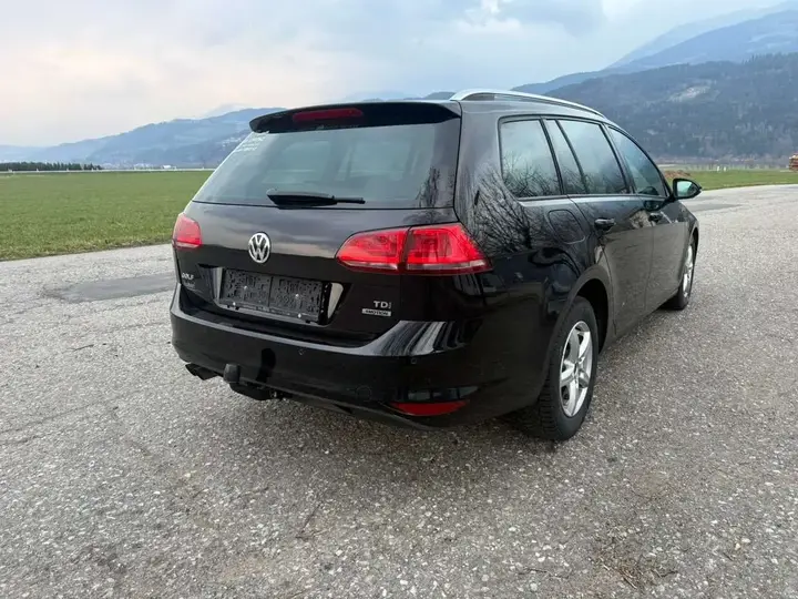 Volkswagen Golf 2013 photo 3