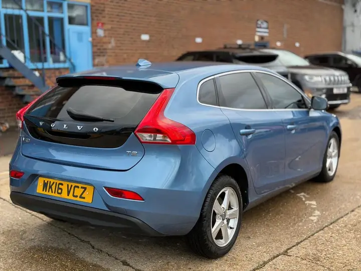 Volvo V40 2016 photo 3