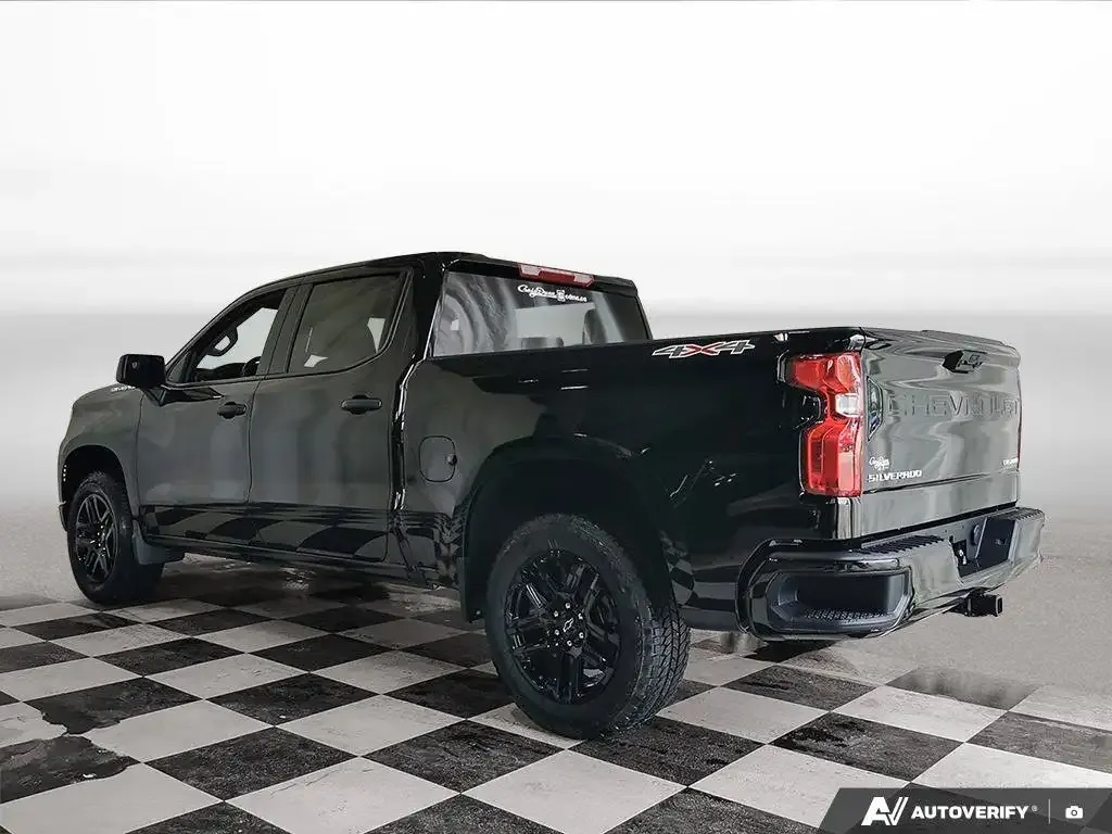 Chevrolet Silverado 1500 2026 photo 3