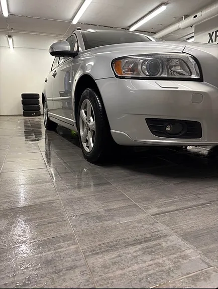 Volvo V50 2010 photo 3