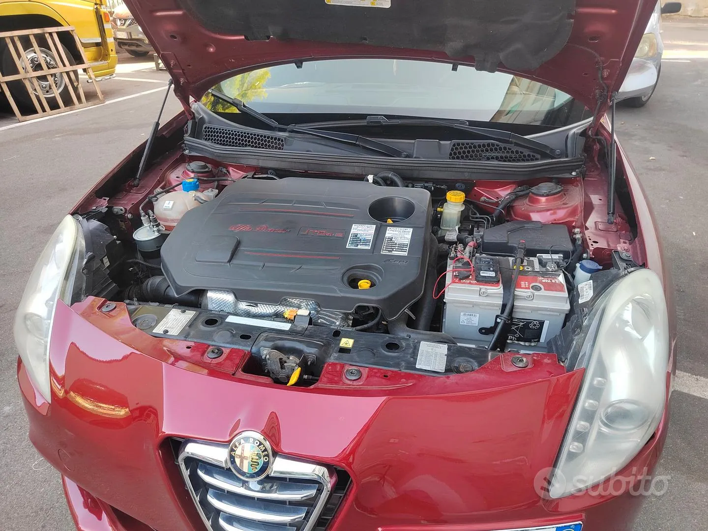 Alfa Romeo Giulietta 2011 photo 2