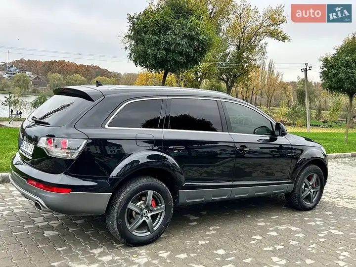 Audi Q7 2007 photo 4