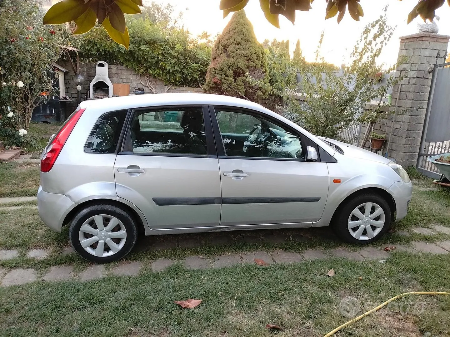 Ford Fiesta 2007 photo 2
