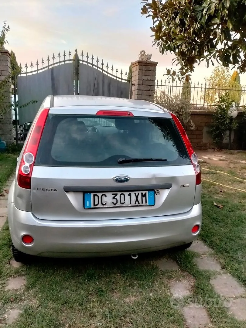 Ford Fiesta 2007 photo 3