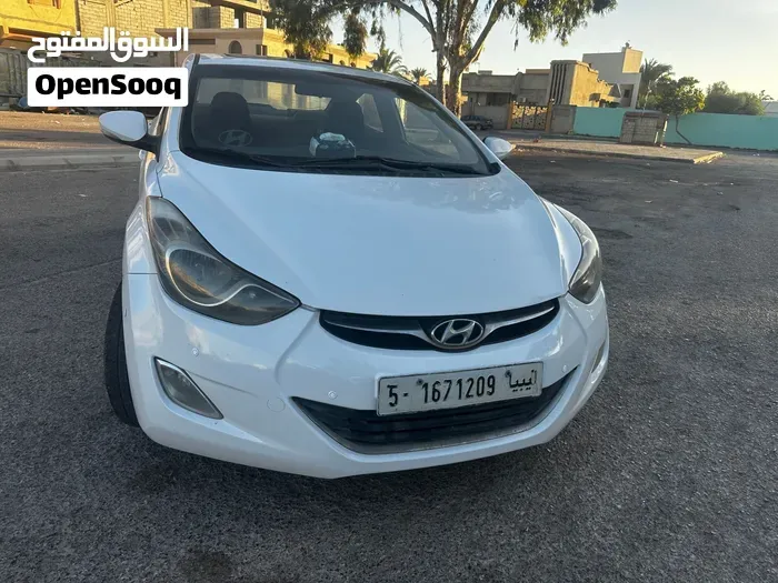 Hyundai Elantra 2013 photo 2